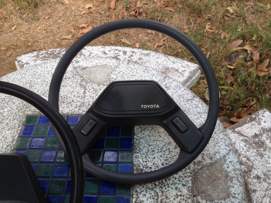 พวงมาลัย โตโยต้า ฮีโร่