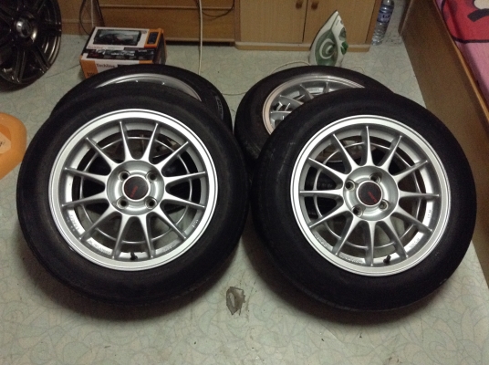 แม็กLenso แมงมุม ขอบ 15 นิ้ว 4 รู 100แถมยางพอใช้