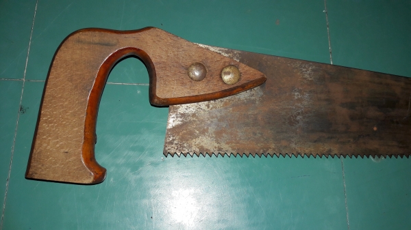 ขายเลื่อยตราตางานเก่าๆด้ามไม้สวยคลาสลิกยาว18นิ้วฟันสวยครบๆ