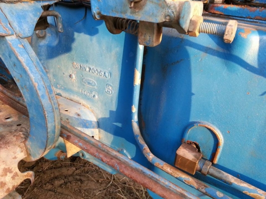 ฟอร์ด 6600 T5 เต็มตัว