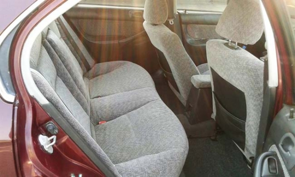 Honda civic ปี 96   -เครื่อง Vtec แน่นดี แห้งๆ -เกียร์ออโต้ เปลี่ยนนิ่มทุกเกียร์ -ติดแก๊ส lpg ระบบดูด (ยังไม่แจ้งลงเล่ม) -ช่วงล่างแน่น เลี้ยวไม่ดัง -ดิสก์เบรค 4 ล้อ -ระบบเบรค ABS -สีสวย -แอร์หนาว -ภายในสะอาดเรียบร้อย -กระจกไฟฟ้า ปรับข้างไฟฟ้า -ภาษี 59 เอก