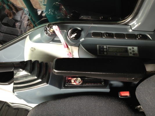 ขาย KOBELCO SK 140-8 Super-X รถสวยมาก 5000 ชั่วโมง เต็มทุกอย่าง สนใจติดต่อเจ้าของโดยตรง 081-4283210