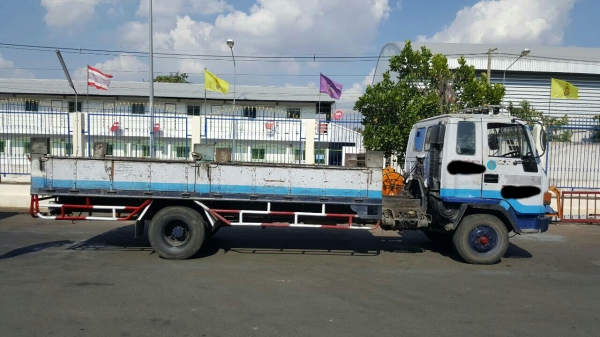 ขายหกล้อ ISUZU ROCKY FRR12LA 175 ยาวหกเมตร  ยาง8.25 ขอบ16 เครื่องเกียร์ดี คัชชีสวย ยางเรเดียนทั้งหกเส้น เบรคทริฟฟี่ พ่วงมาลัยเพาเวอร์ ทะเบียนไม่ขาดพร้อมโอน