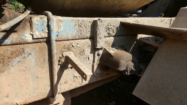 ขาย รถโม่ปูน 2.5 คิว 6 ล้อ ISUZU ROCKY เครื่อง 6BF1 185 แรงม้า คัสซีสวย F หน้า-หลัง พาวเวอร์ ยางเต็ม เก๋งสวยไม่ผุ ทะเบียนเต็มพร้อมโอน