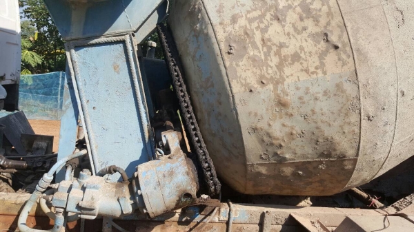 ขาย รถโม่ปูน 2.5 คิว 6 ล้อ ISUZU ROCKY เครื่อง 6BF1 185 แรงม้า คัสซีสวย F หน้า-หลัง พาวเวอร์ ยางเต็ม เก๋งสวยไม่ผุ ทะเบียนเต็มพร้อมโอน