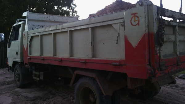 ขายรถดั้ม MITSUBISHI CANTER 115 ขายรถดั้ม MITSUBISHI CANTER 115