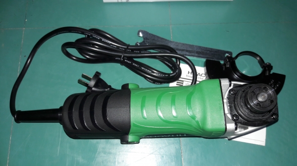 ขายหินเจียรไฟฟ้าHITACHI G-10SS ขนาด4" ใหม่แถมใบเจียร1ใบตัด1ใบ