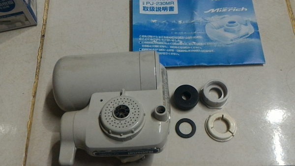 เครื่องกรองน้ำ National แบบยึดติดหัวก๊อกน้ำได้เลย ไม่ได้ใช้ไฟฟ้าเลือกแบบกรองหรือไม่กรองได้