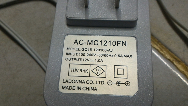 เครื่องนวดเท้า Multi - Foot  Relaxation นวดได้สองแบบ นวดแบบลูกกลิ่งและแบบสั่นนวด