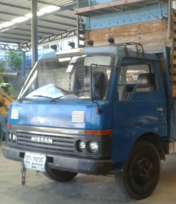 ขาย 158,000บ หกล้อ นิสัน CabStar 110 แรง กะบะยาว 4.30ม สภาพดีสวยเดิมๆ ไม่มีผุ ทะเบียนพร้อมโอน