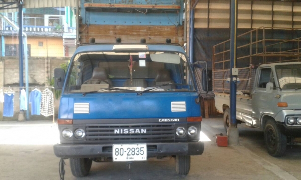 ขาย 158,000บ หกล้อ นิสัน CabStar 110 แรง กะบะยาว 4.30ม สภาพดีสวยเดิมๆ ไม่มีผุ ทะเบียนพร้อมโอน