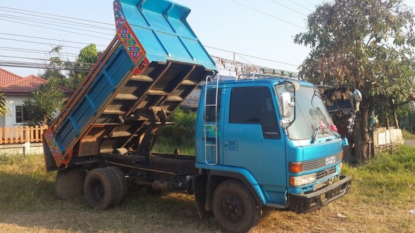 ขายรถบรรทุกดัมพ์6ล้อร็อคกี้195 FRR เพาเวอร์ เบรคทิ๊ฟฟี่ แอร์ ช่วงล่างดี แชชซีสวยเดิม พร้อมวิ่งงาน ขายรถบรรทุกดัมพ์6ล้อร็อคกี้195 FRR เพาเวอร์ เบรคทิ๊ฟฟี่ แอร์ ช่วงล่างดี แชชซีสวยเดิม พร้อมวิ่งงาน