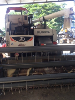 ขายรถเกี่ยวkubota dc95 สภาพพร้อมใช้งาน เกี่ยว2นาปี สภาพซื้อป้ายแดง ช่วงล่างดี เอกสารเล่มทะเบียนพร้อมโอน ตู้เดิม ขายรถเกี่ยวkubota dc95 สภาพพร้อมใช้งาน เกี่ยว2นาปี สภาพซื้อป้ายแดง ช่วงล่างดี เอกสารเล่มทะเบียนพร้อมโอน ตู้เดิม