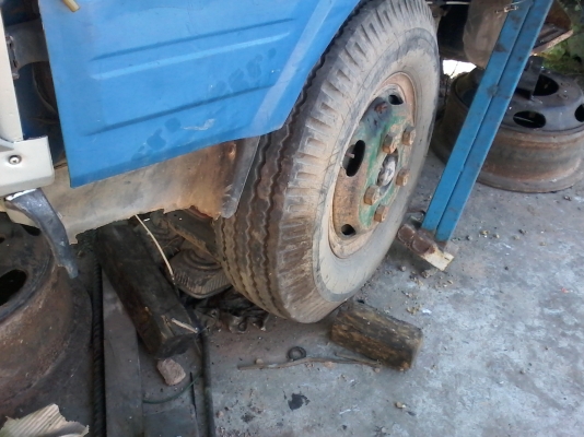 ขายหกล้อTOYOTA DYNA BU87 สองน้ำปัด คัชชีสวย ขายตามสภาพเครื่องพัง ต้องได้ซ่อมเครื่องครับ เกียร์ดี คัชชีสวย เอกสารเล่มทะเบียนพร้อมโอนครับ