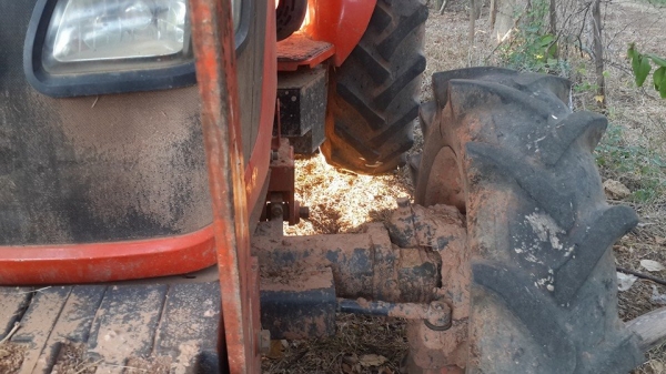 ขายรถไถคูโบต้า M7040 สภาพสวบเดิมครื่องดี ระบบใช้ได้4&times;4 โฟว์ใช้ปกติ หางผาน6 เอกสารเล่มทะเบียนพร้อม ใบดันหน้า