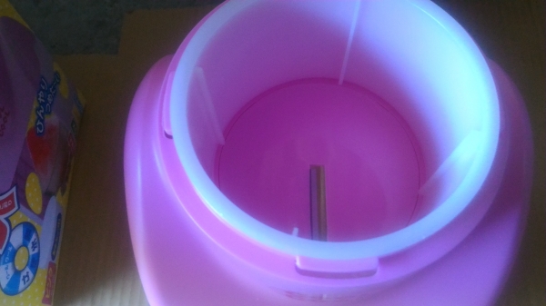 เครื่องทำน้ำแข็งใสเกล็ดหิมะของใหม่ เป็นแบบมือหมุน จากญี่ปุ่น วัสดพลาติกอย่างดีที่ใช้กับอาหาร