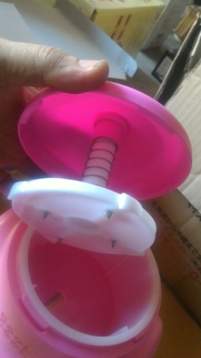 เครื่องทำน้ำแข็งใสเกล็ดหิมะของใหม่ เป็นแบบมือหมุน จากญี่ปุ่น วัสดพลาติกอย่างดีที่ใช้กับอาหาร