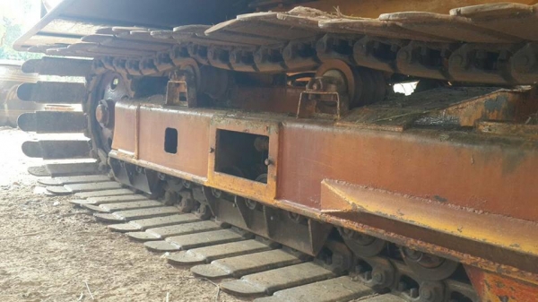 ขายรถเกี่ยว เกษตรพัฒนา230เทอร์โบว์ ช่วงล่าง10ปั๊มไดกิ้น22แฝด ช่วงล่างดี พร้อมลงเกี่ยว ระบบตู้เช็คแล้ว