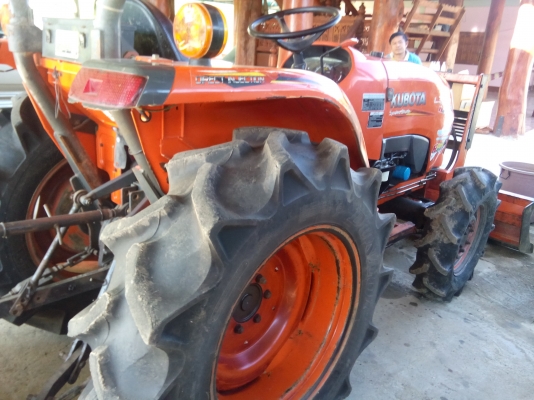 คูโบต้าL 3608ยางใหม่ปี54เล่มพร้อมอุปกรณ์ครบ3อย่าง 275000