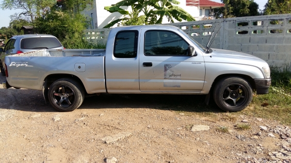 ฟรีดาวน์ครับ TOYOTA HILUX TIGER 2500  CAB ปี99 รถสวยเดิม พร้อมใช้ครับ