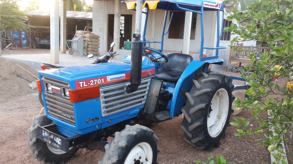 อีเซกิ TL2701 4WD สวยๆ เดิมๆ