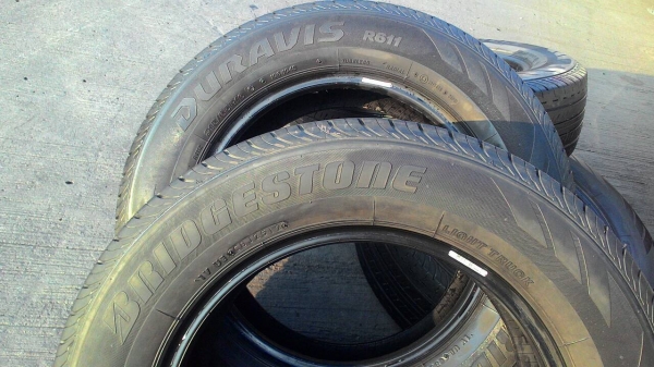 215/65R16 BRIDGESTONE DURAVIS R611 ไม่มีปะทุกเส้น ชุด 4 เส้น tel.081-427-3941 ไอดีไลน์ autobot107 215/65R16 BRIDGESTONE DURAVIS R611 ไม่มีปะทุกเส้น ชุด 4 เส้น tel.081-427-3941 ไอดีไลน์ autobot107