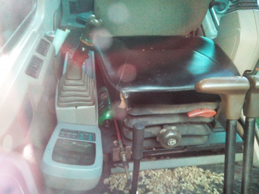 ขายรถแบคโฮ DAEWOO SL400LC-V เอกสารเล่มทะเบียน ราคา 1500000