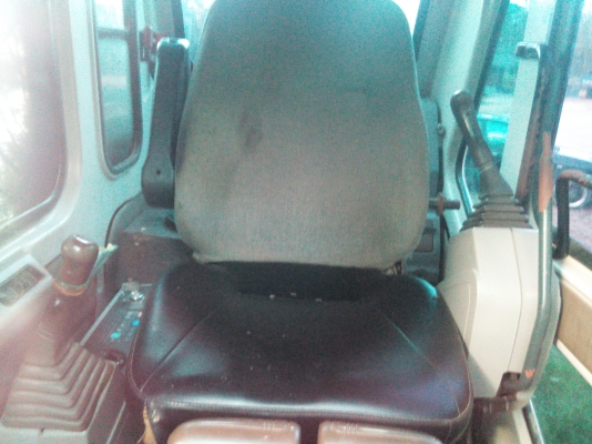 ขายรถแบคโฮ DAEWOO SL400LC-V เอกสารเล่มทะเบียน ราคา 1500000