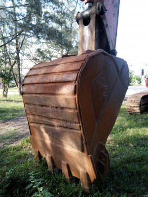 ขายรถแบคโฮ DAEWOO SL400LC-V เอกสารเล่มทะเบียน ราคา 1500000