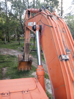 ขายรถแบคโฮ DAEWOO SL400LC-V เอกสารเล่มทะเบียน ราคา 1500000