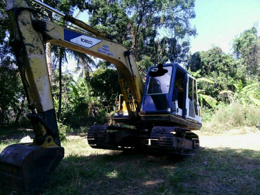 ขายด่วน KOBELCO SK120 MART II สภาพพร้อมใช้งาน รถแรงเร็ว ทำงานปกติ ไม่โหลดครับ เครื่องปั้มดีเยี่ยม เอวแน่นโซ่สวย เอกสารสัญญาซื้อขาย