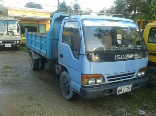 ขายรถบรรทุก 6 ล้อดัมพ์ ISUZU NPR 120 แรงม้าฝาดำ ราคา 400000