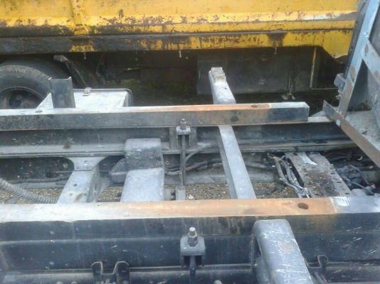 ขายรถบรรทุก 6 ล้อดัมพ์ ISUZU NPR 120 แรงม้าฝาดำ ราคา 400000