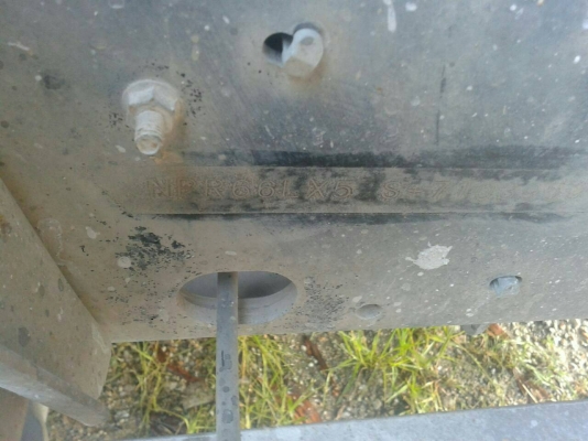 ขายรถบรรทุก 6 ล้อดัมพ์ ISUZU NPR 120 แรงม้าฝาดำ ราคา 400000