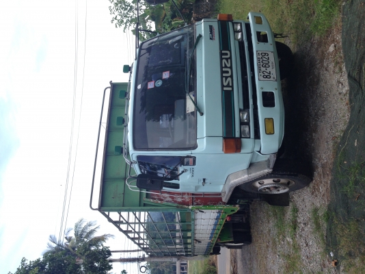 ขาย ROCKY 165HP สภาพสวย 7.2m 0863425863 รถอยู่ระยองครับ