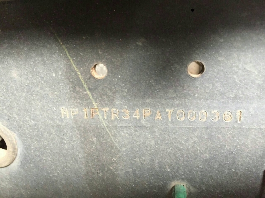 รถอีซูซุ 6 ล้อ  FTR  240 แรงม้า. ปี 56. ( รถวิ่ง 6x,xxx กม. )   สนใจติดต่อ  081 - 6079515