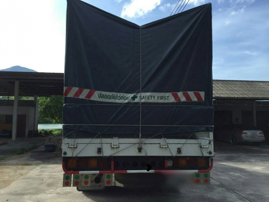 รถอีซูซุ 6 ล้อ  FTR  240 แรงม้า. ปี 56. ( รถวิ่ง 6x,xxx กม. )   สนใจติดต่อ  081 - 6079515