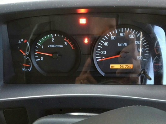 รถอีซูซุ 6 ล้อ  FTR  240 แรงม้า. ปี 56. ( รถวิ่ง 6x,xxx กม. )   สนใจติดต่อ  081 - 6079515