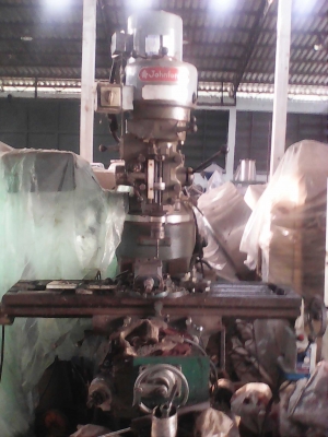 ขายด่วน เครื่องกลึง6ฟุต+มิลลิ่งM2  75,000บาท