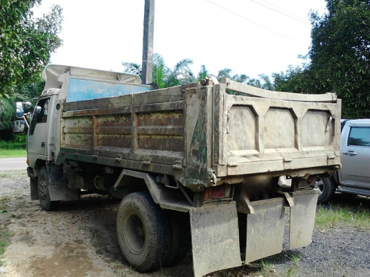 รถมิตซู 6 ล้อดั้ม 115 แรงม้า. ปี 38    สนใจติดต่อ  081 - 6079515