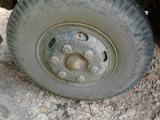 รถมิตซู 6 ล้อดั้ม 115 แรงม้า. ปี 38    สนใจติดต่อ  081 - 6079515