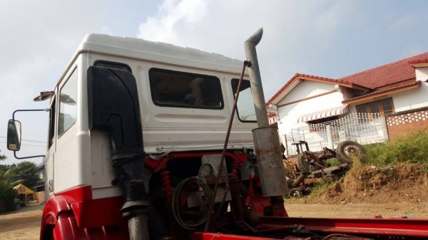 รถเทรนเลอร์หัวลาก IVECO รถเทรนเลอร์หัวลาก IVECO