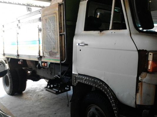 รถฮีโน่ 6 ล้อดั้ม KM - 310  117 แรงม้า.  ( มีขาย 2 คัน. )   สนใจติดต่อ  081 - 6079515