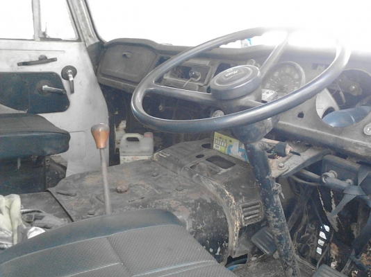 รถฮีโน่ 6 ล้อดั้ม KM - 310  117 แรงม้า.  ( มีขาย 2 คัน. )   สนใจติดต่อ  081 - 6079515