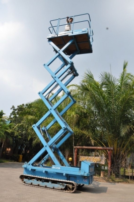 ขายรถกระเช้าAICHI สูง6เมตร ไฟฟ้า  อุปกรณ์ครบพร้อมใช้ สภาพสวยเดิมจากญี่ปุ่น 78,000บาท เท่านั้น!!