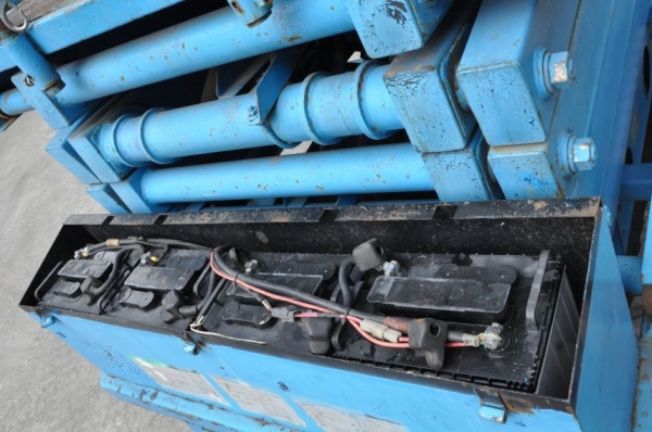 ขายรถกระเช้าAICHI สูง6เมตร ไฟฟ้า  อุปกรณ์ครบพร้อมใช้ สภาพสวยเดิมจากญี่ปุ่น 78,000บาท เท่านั้น!!