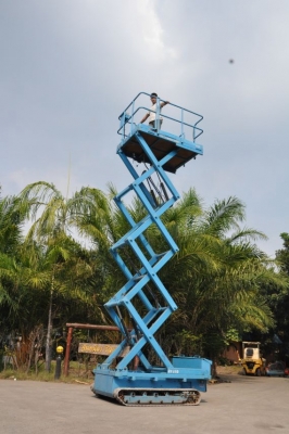 ขายรถกระเช้าAICHI สูง6เมตร ไฟฟ้า  อุปกรณ์ครบพร้อมใช้ สภาพสวยเดิมจากญี่ปุ่น 78,000บาท เท่านั้น!!