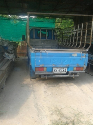 ขาย185000บาท รถอีซูซุ4ล้อกลาง เครื่อง88 กะบะสแตนเลส สภาพดีพร้อมใช้