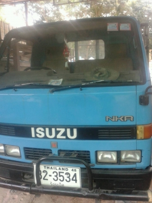 ขาย185000บาท รถอีซูซุ4ล้อกลาง เครื่อง88 กะบะสแตนเลส สภาพดีพร้อมใช้