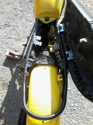 ขาย DT100 ไม่มีเอกสารออกใบซื้อขายเครื่องดีพอใช้ระบบไฟต้องไปต่อเองเหมาะเอาไปปั้นต่อราคาเบาๆ 6500 บาท